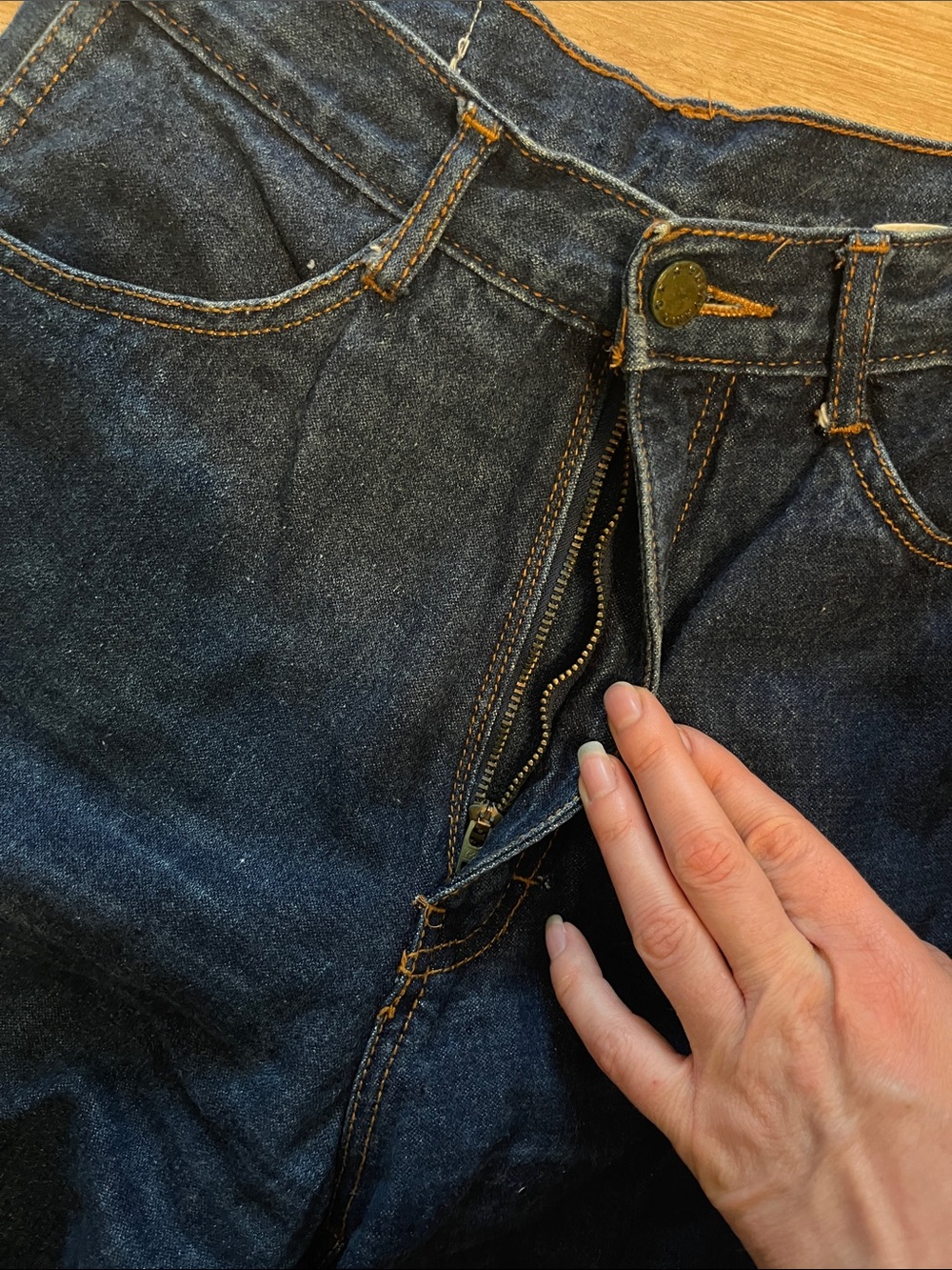 Vintage 70s Brittania high waist wide leg jeans - Picture 3 of 15
